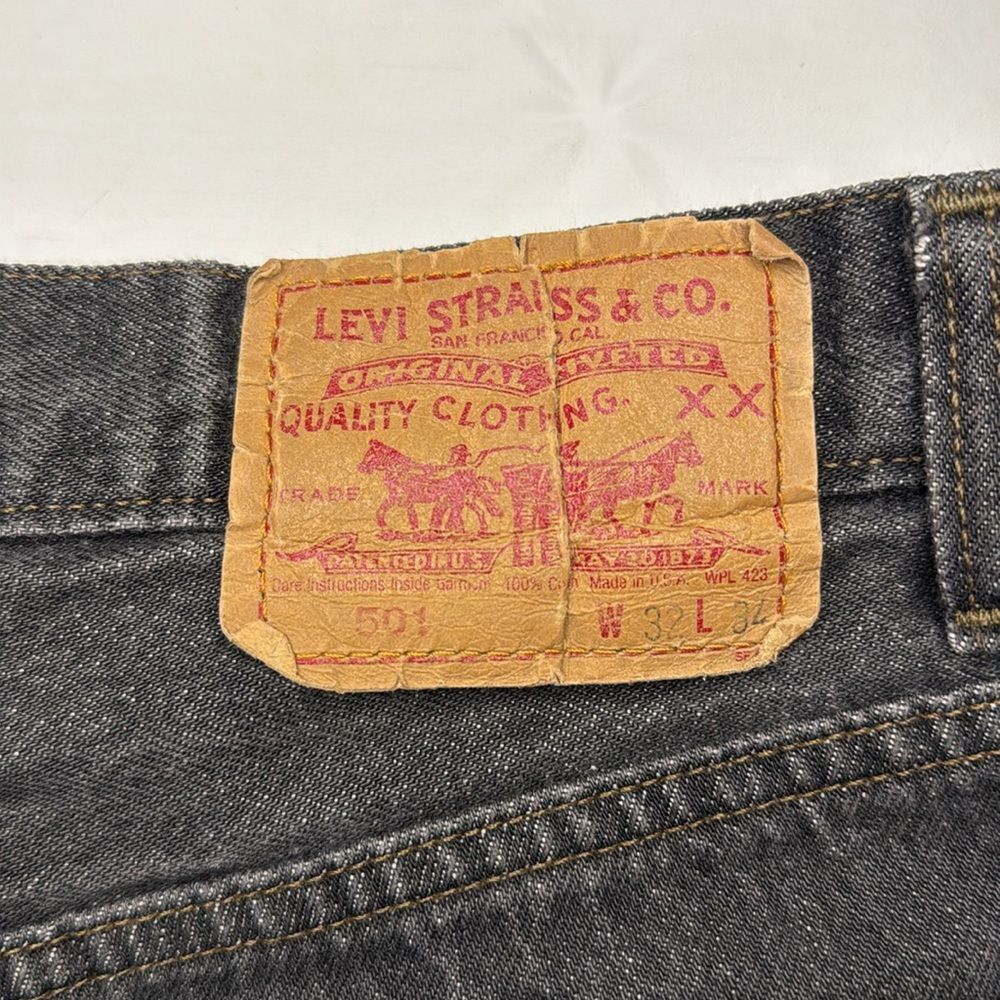 Levi’s 501 Raw Hem Black Denim Shorts, waist measures 30” - Picture 3 of 8
